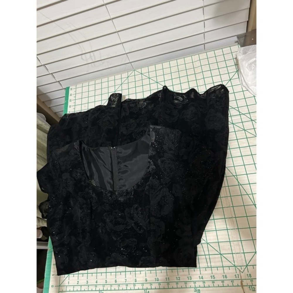 Vintage Dress Small Black Floral Glitter Fit Flare Dress Whimsigoth Goth Rose - Picture 5 of 11